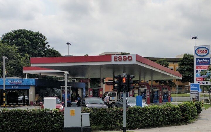 Esso car wash Pasir Ris