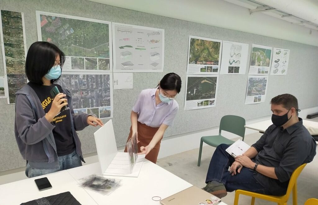 NUS Landscape Architecture Students Presenting Site Analysis during Design Studio