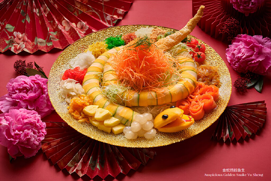 Best Chinese New Year 2025 Reunion Dinner Experiences in Singapore